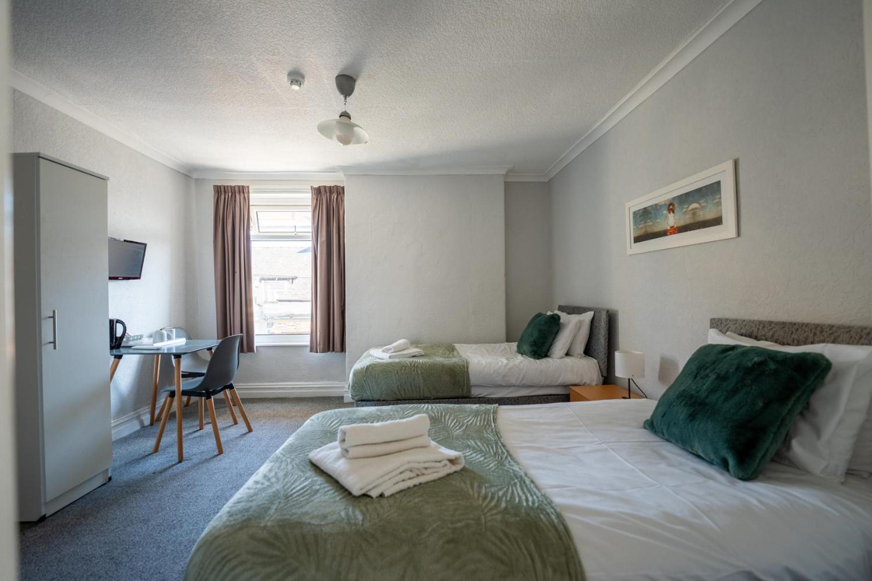 The Clifton Seafront Hotel Morecambe Bagian luar foto