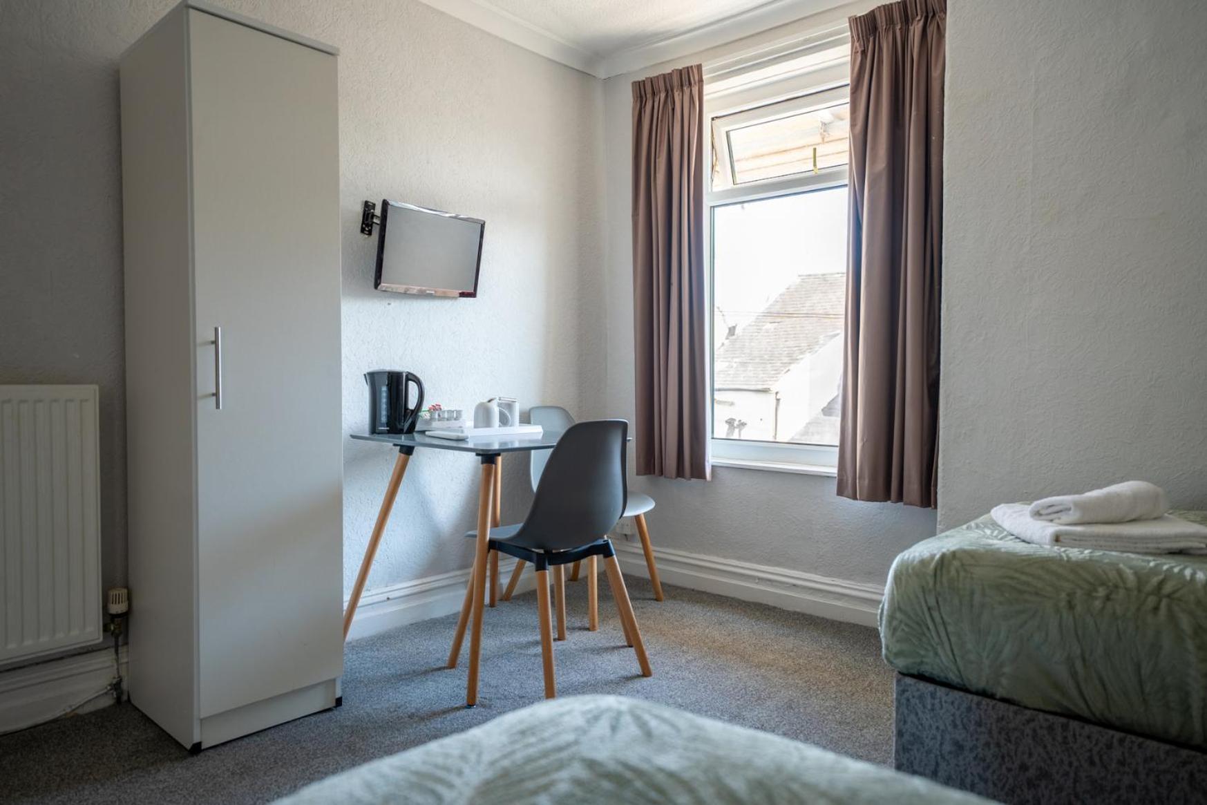 The Clifton Seafront Hotel Morecambe Bagian luar foto
